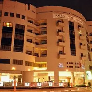4* アパートホテル Lotus Grand
