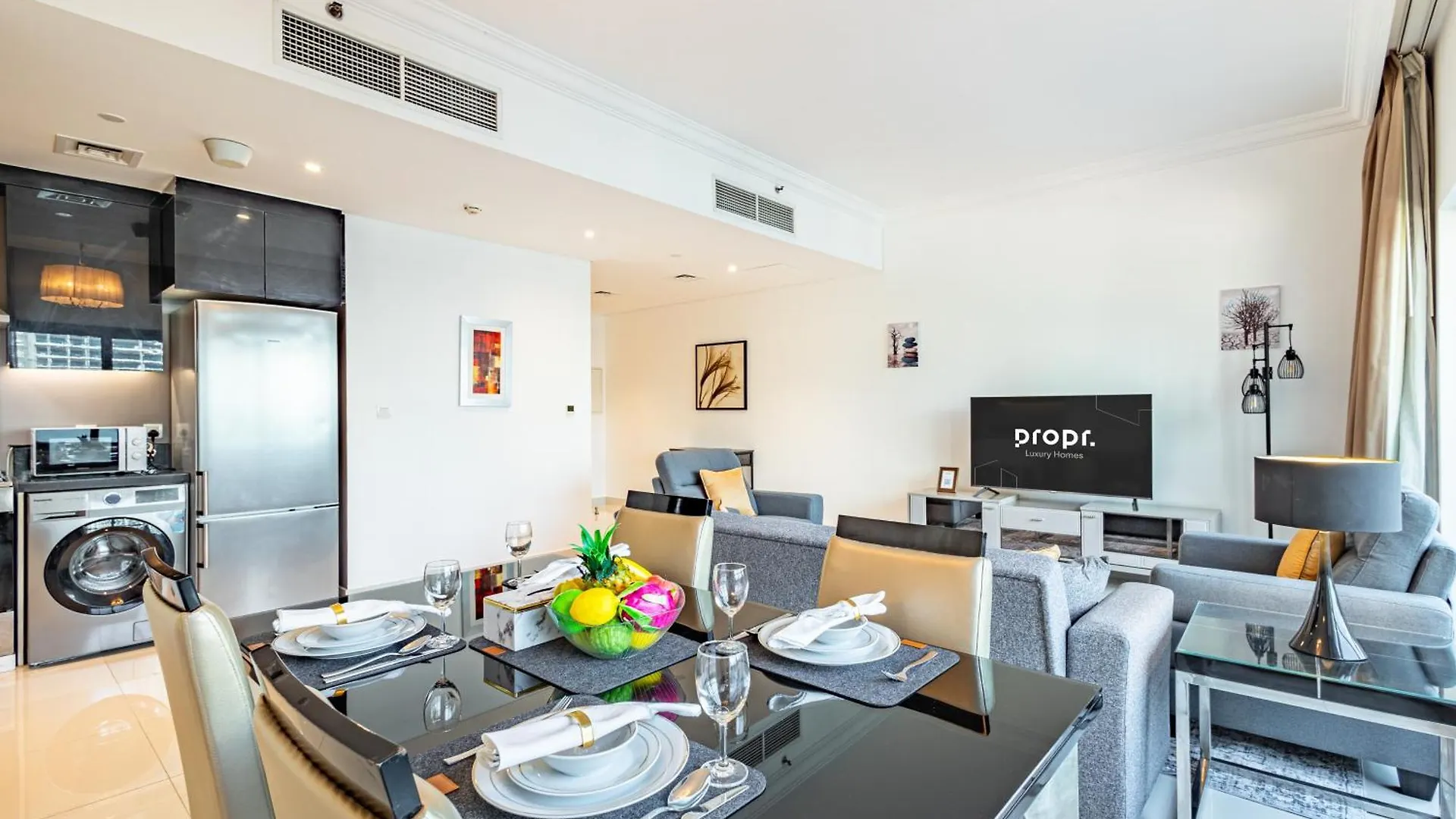 公寓 Spacious 1Br - Balcony & Pool View - Capital Bay 迪拜